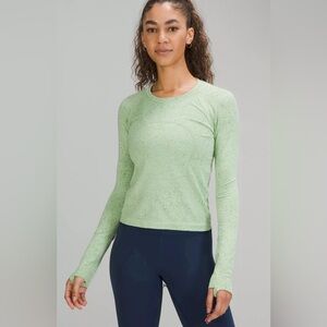 Lululemon swiftly tech long sleeve - green - size 0 - race length